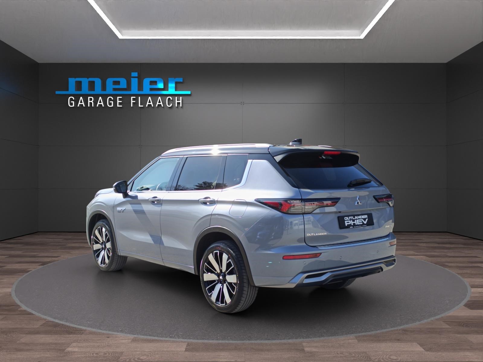 MITSUBISHI Outlander 2.4 PHEV Instyle 4x4-showroom-element-2