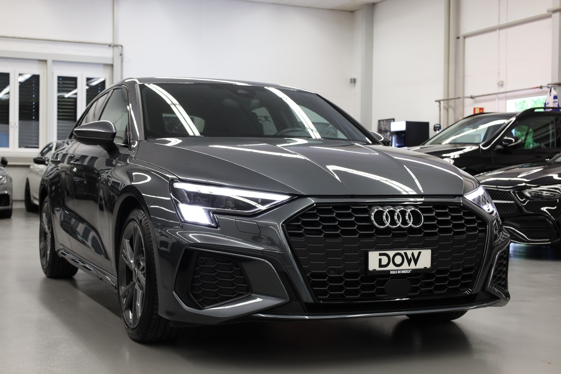 AUDI A3 Sportback 1.5 35 TFSI S Line S-Tronic-showroom-element-3