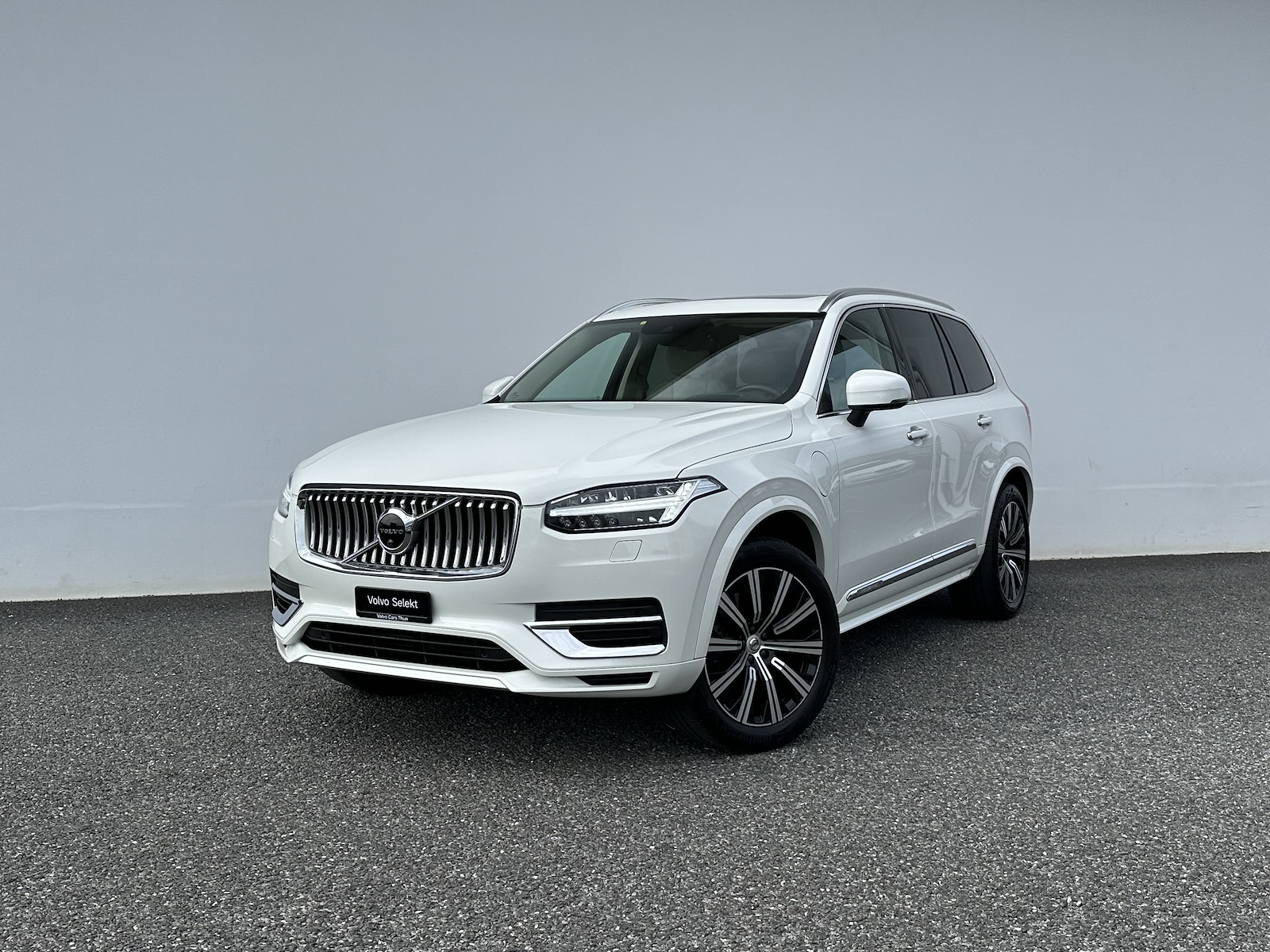 VOLVO XC90 2.0 T8 TE Inscription 7P. (SUV / Geländewagen) Volvo VOLVO XC90 2.0 T8 TE Inscription 7P. (SUV / Geländewagen)