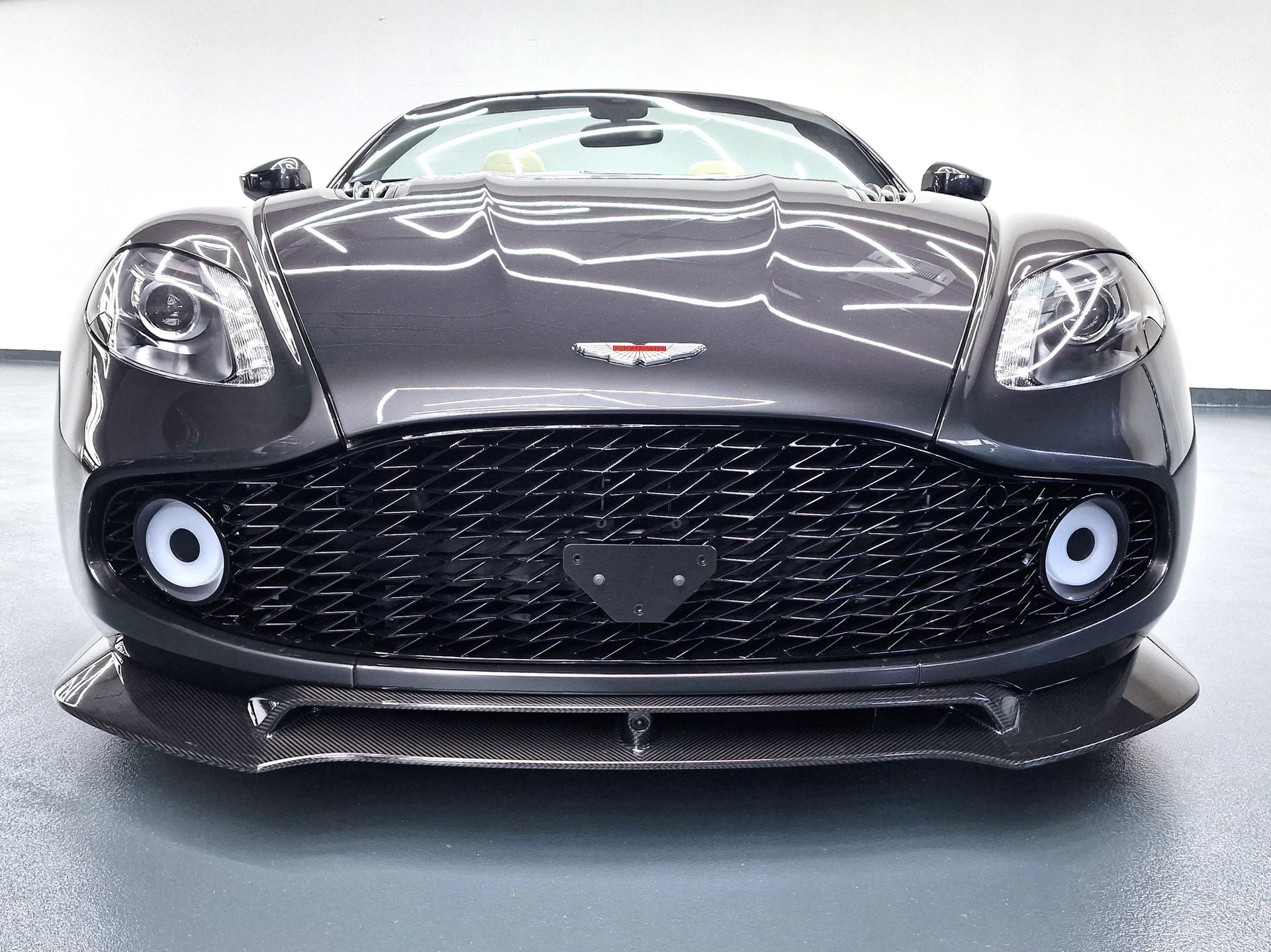 ASTON MARTIN Vanquish S Volante 6.0 V12 ZAGATO-image-4