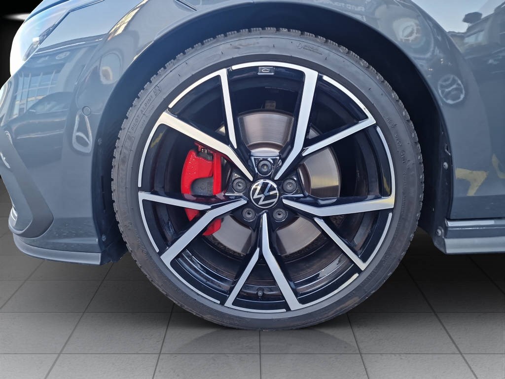 VW Golf VIII 2.0 TSI GTI DSG-image-15