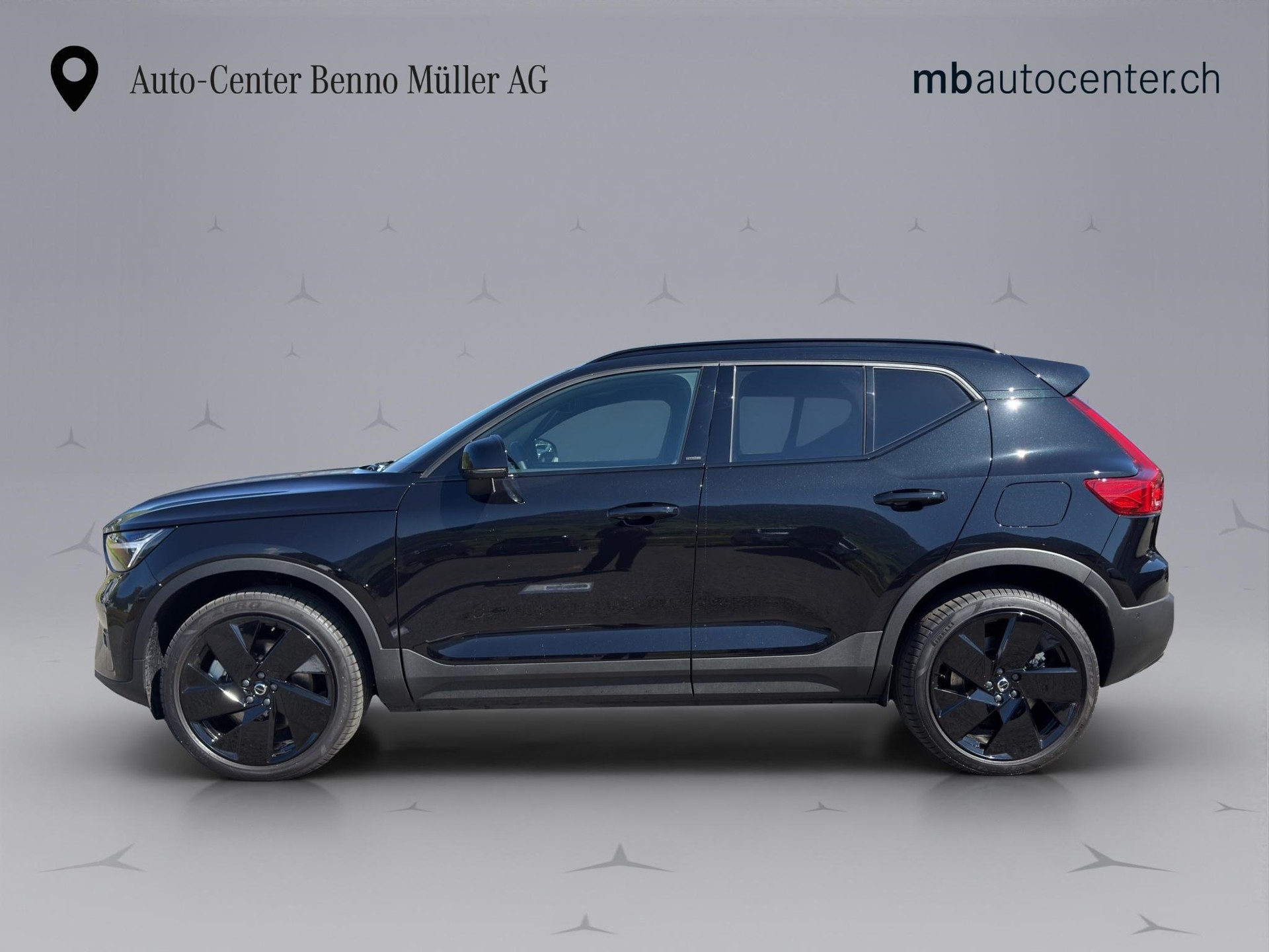 VOLVO EX40 Twin Black Edition AWD-showroom-element-1
