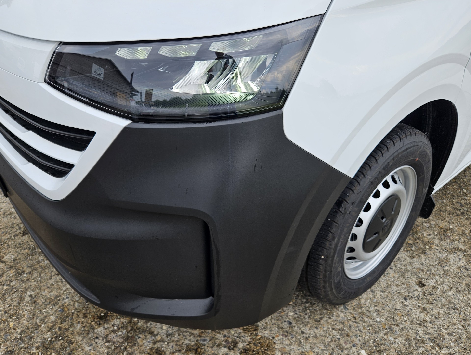 VW e-Transporter 63,8 kWh (sofort lieferbar!)-showroom-element-3