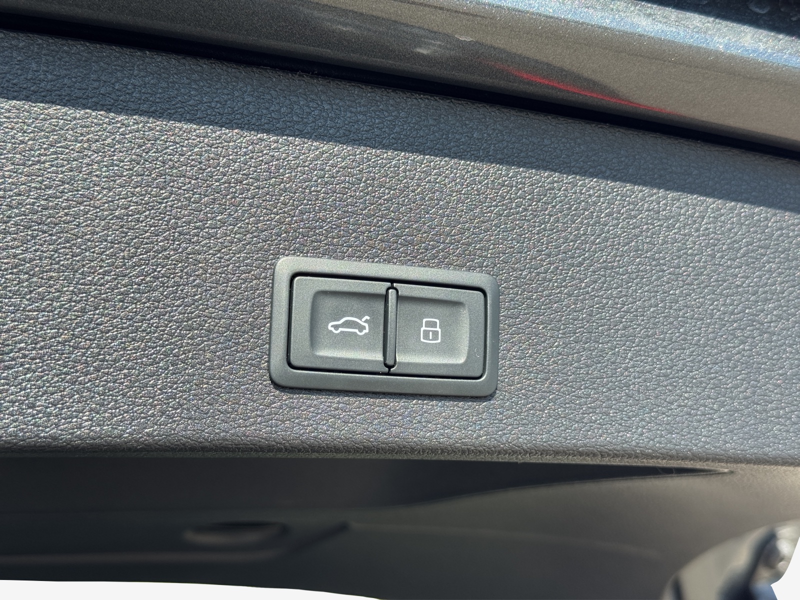 AUDI Q2 40 TFSI S line quattro S-tronic-image-13