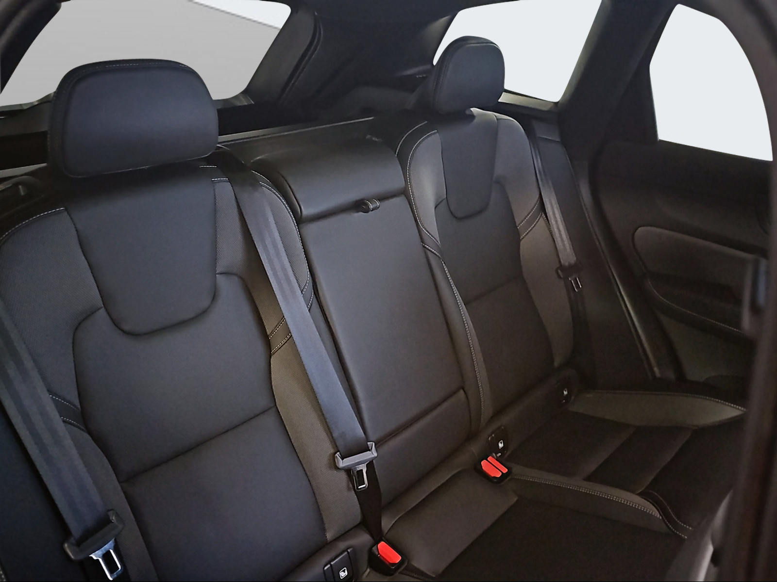 Image VOLVO XC60 XC60 2.0 T6 TE Plus Dark eAWD