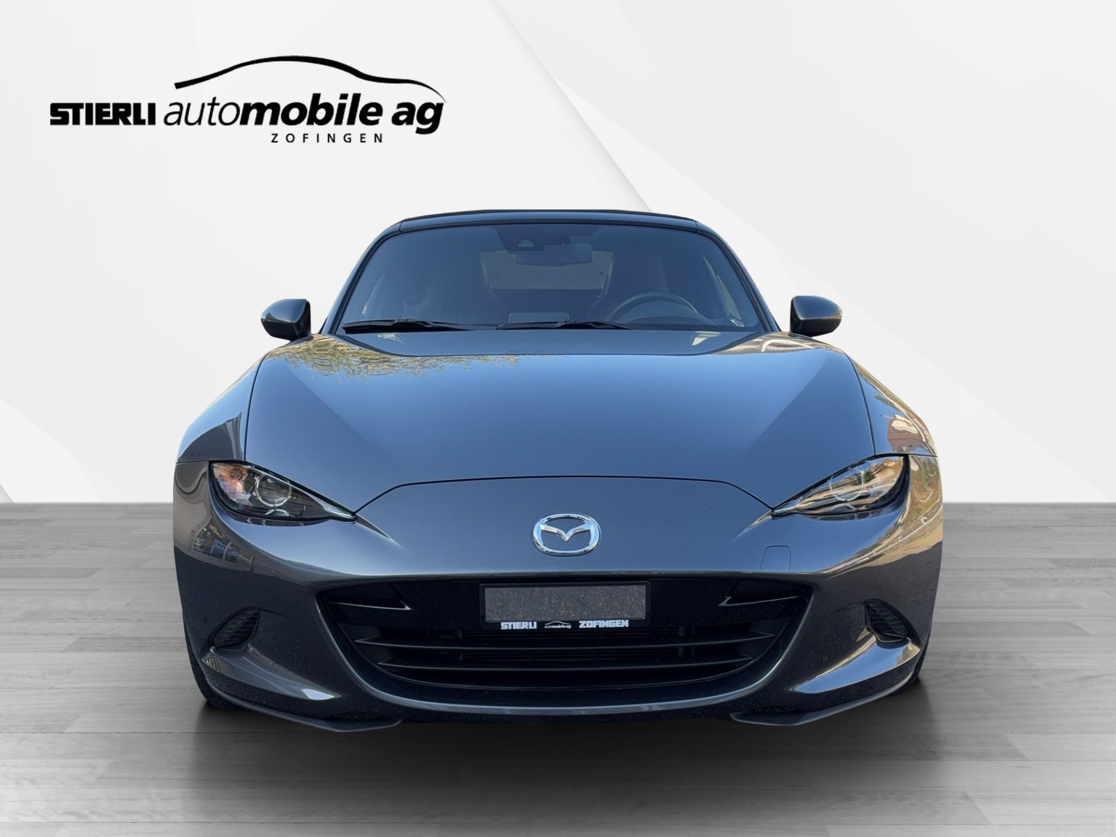 MAZDA MX-5 2.0 Revolution-showroom-element-1