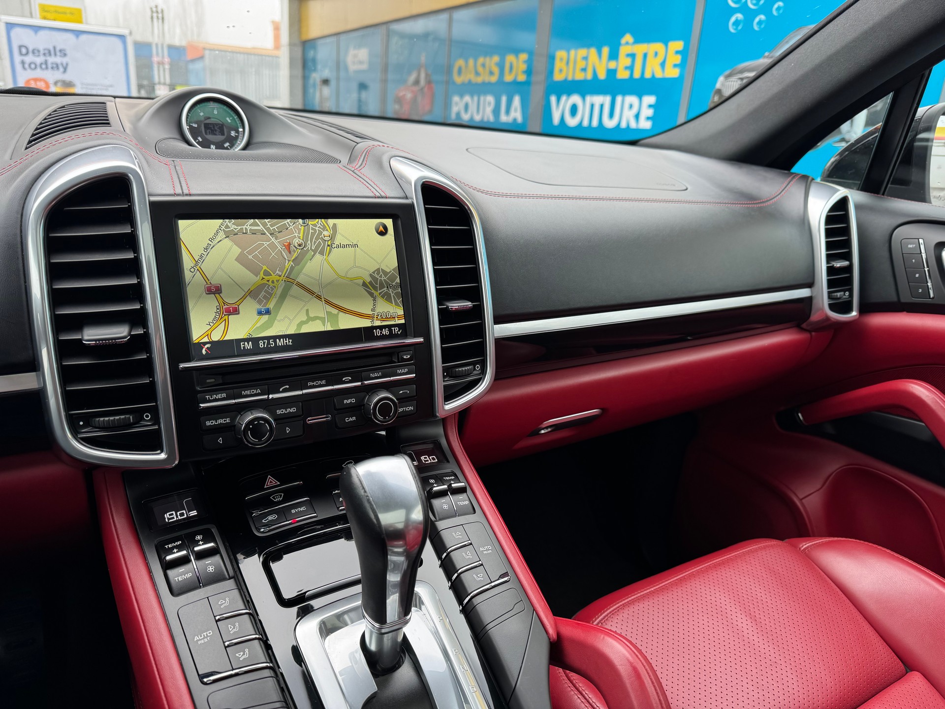PORSCHE Cayenne Tiptronic-image-11