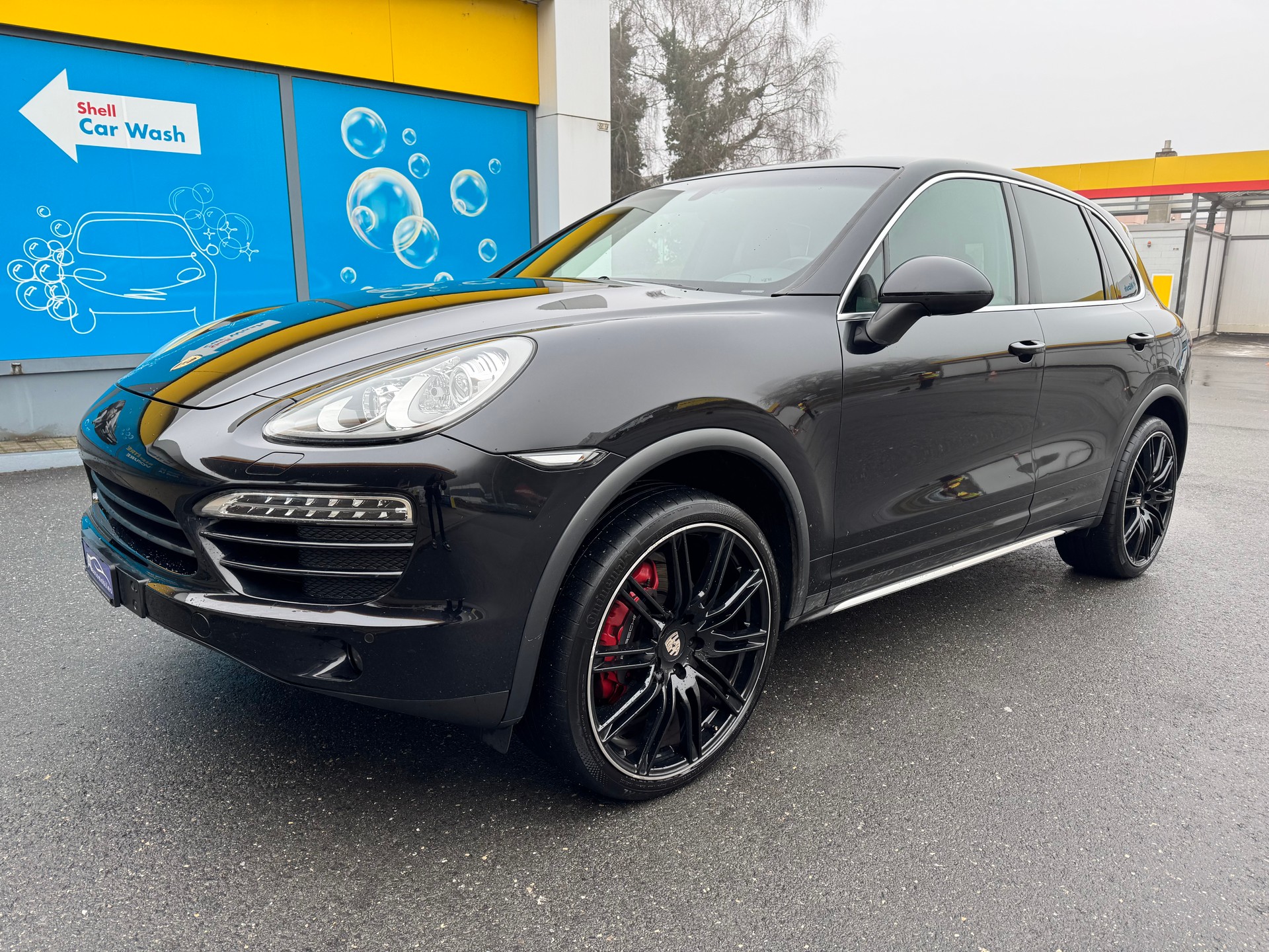 PORSCHE Cayenne Tiptronic-image-0