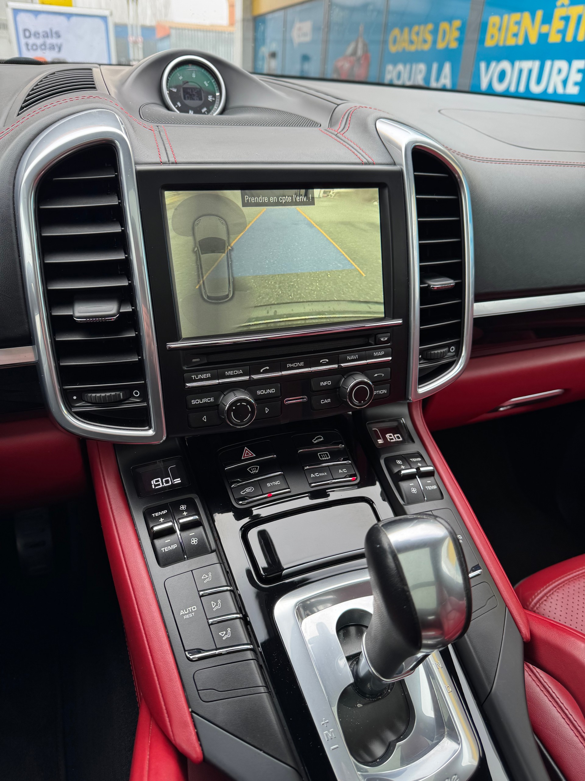 PORSCHE Cayenne Tiptronic-image-12