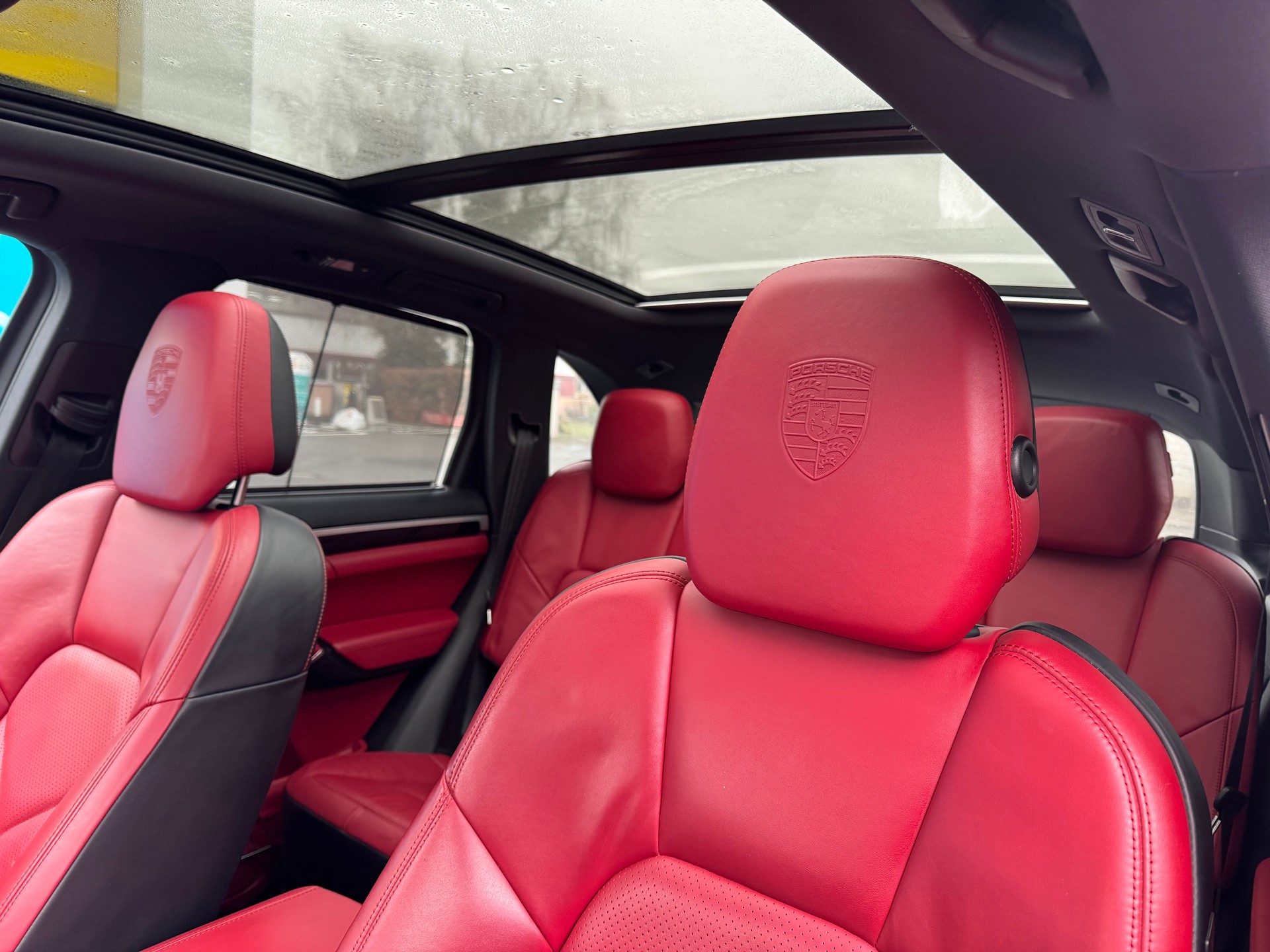 PORSCHE Cayenne Tiptronic-image-8
