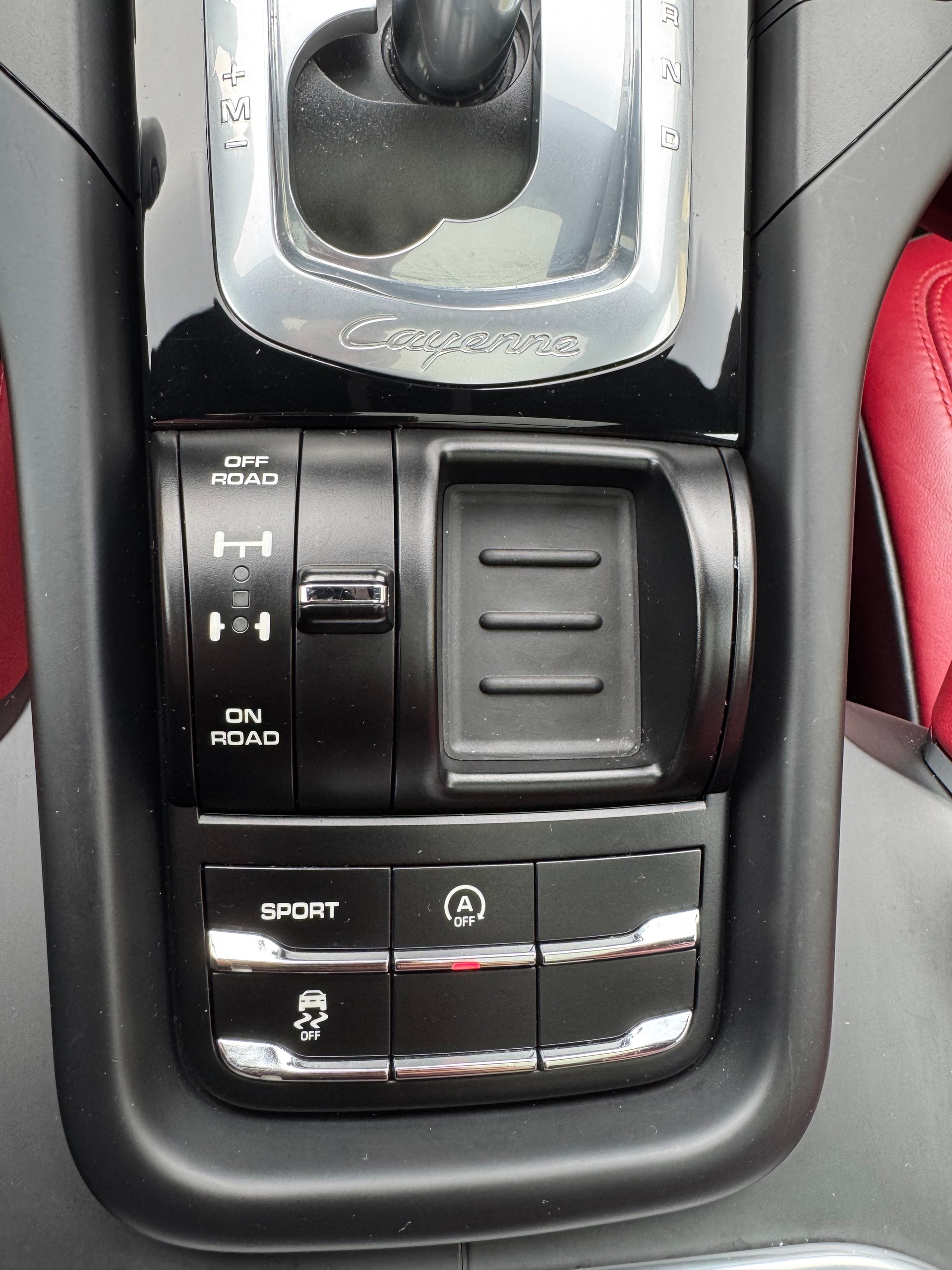 PORSCHE Cayenne Tiptronic-image-13