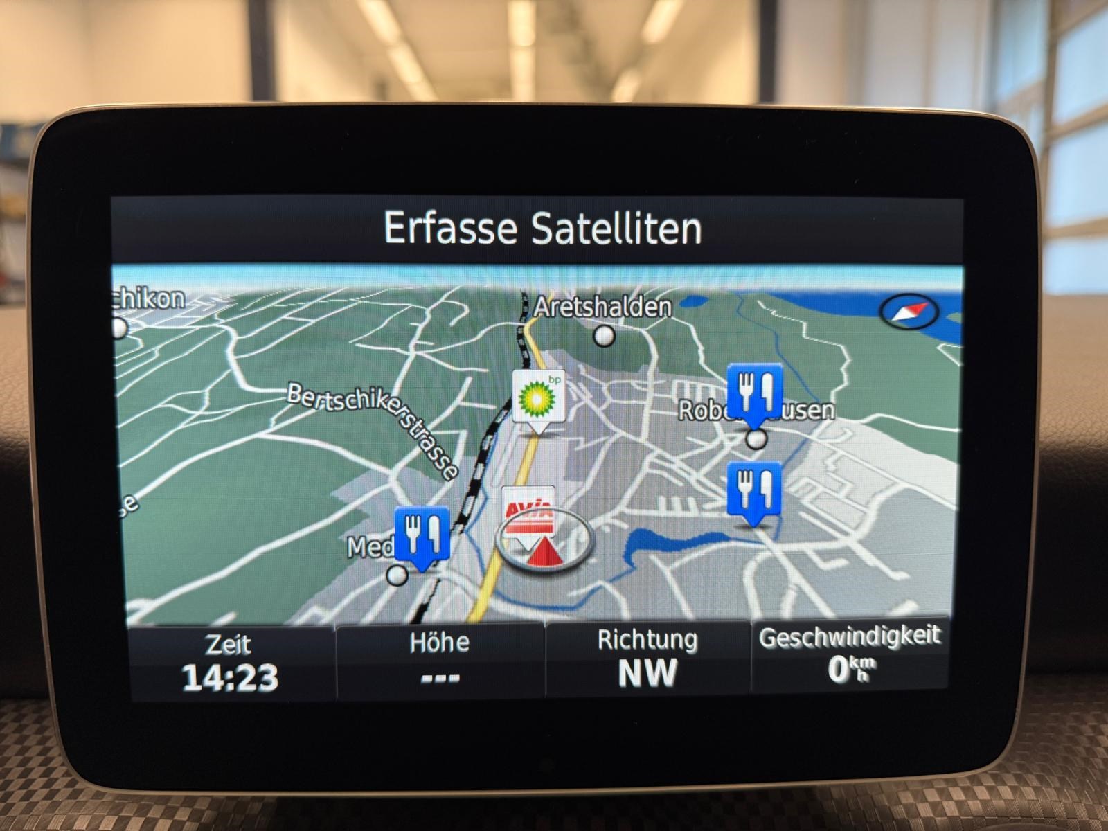 MERCEDES-BENZ A 220 d Urban 4m-image-11