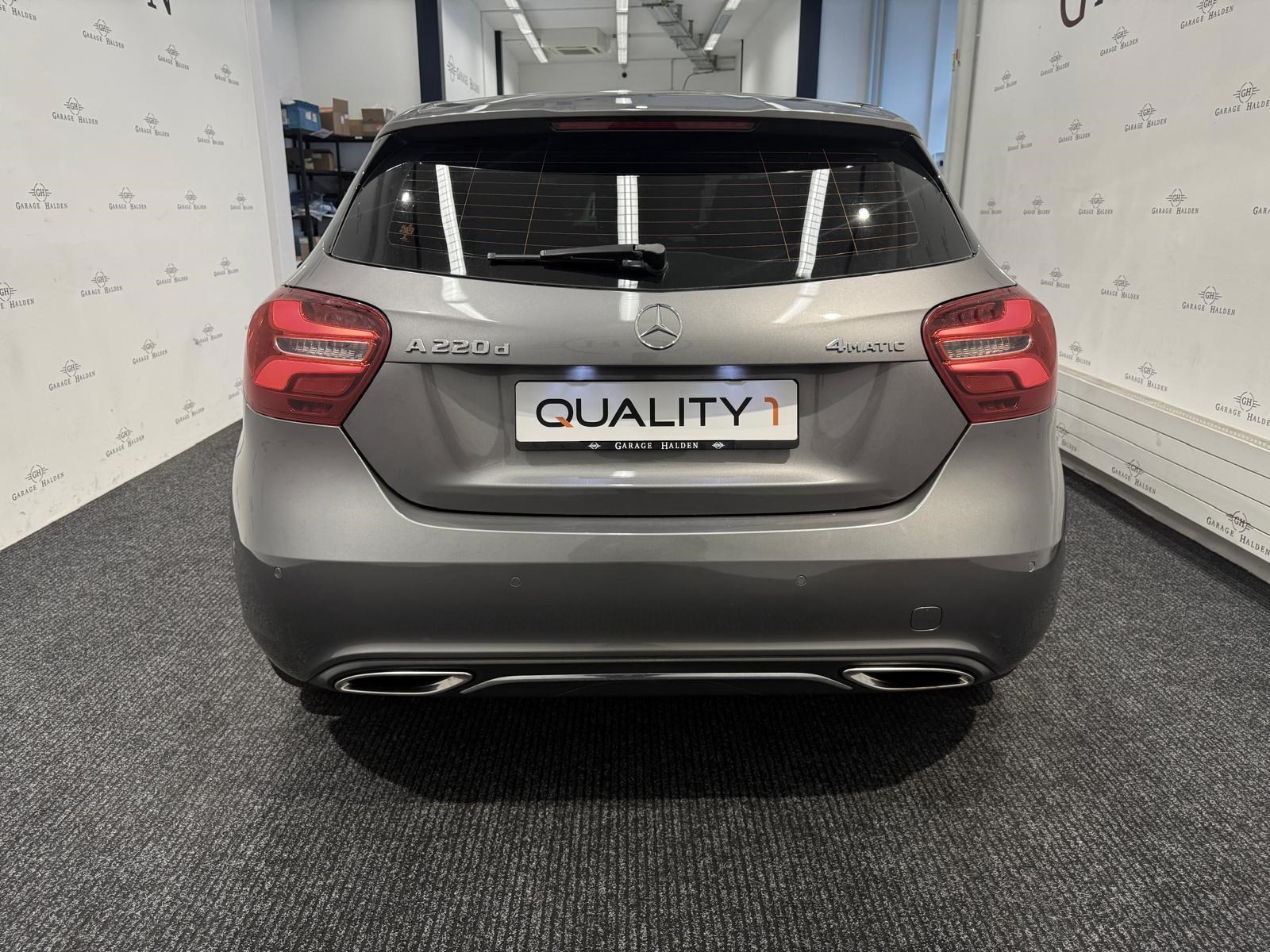 MERCEDES-BENZ A 220 d Urban 4m-image-4