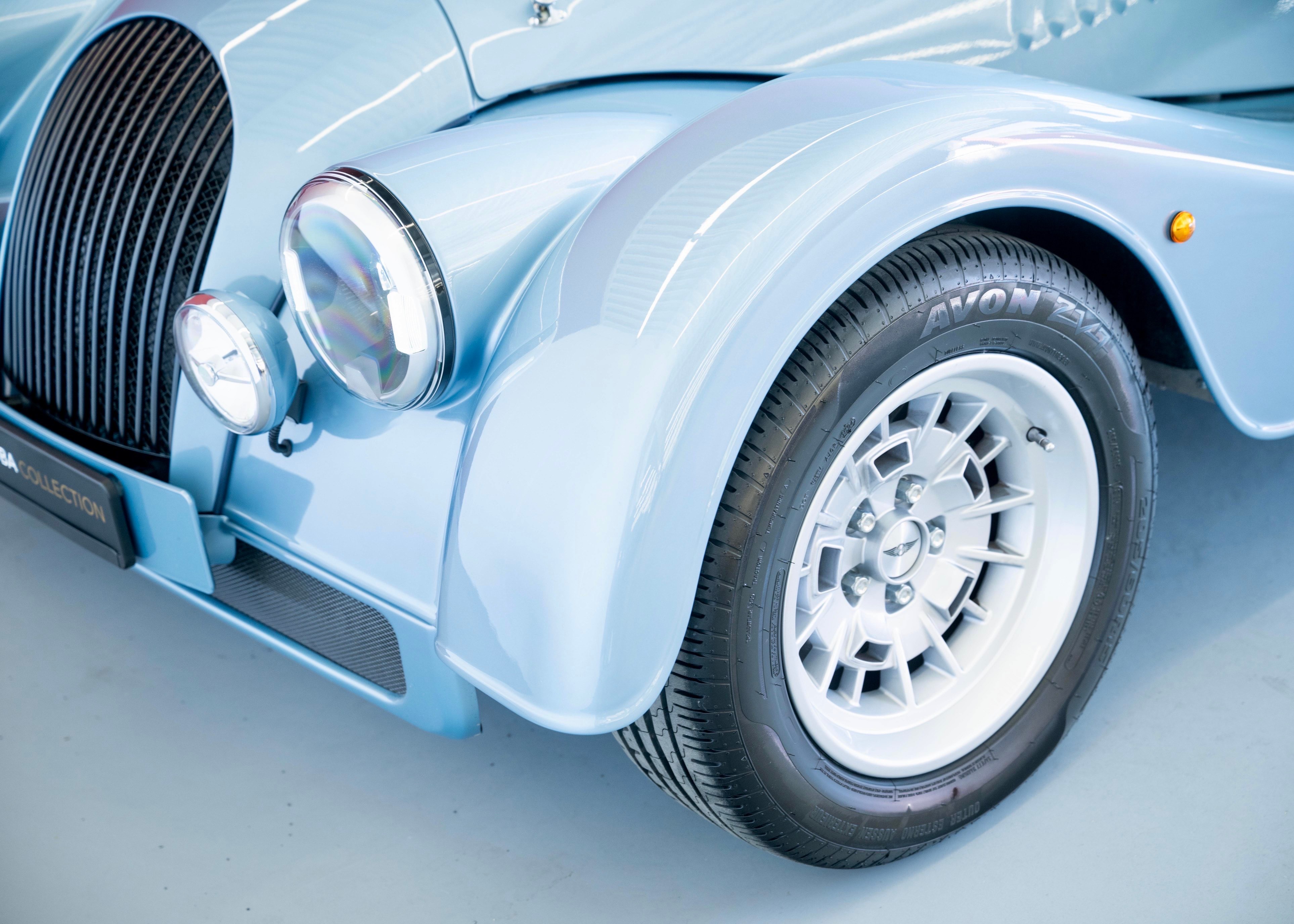 Image MORGAN PLUS-FOUR Plus Four 2.0 (New Swiss executive car, manual transmission, not registered, very low mileage)