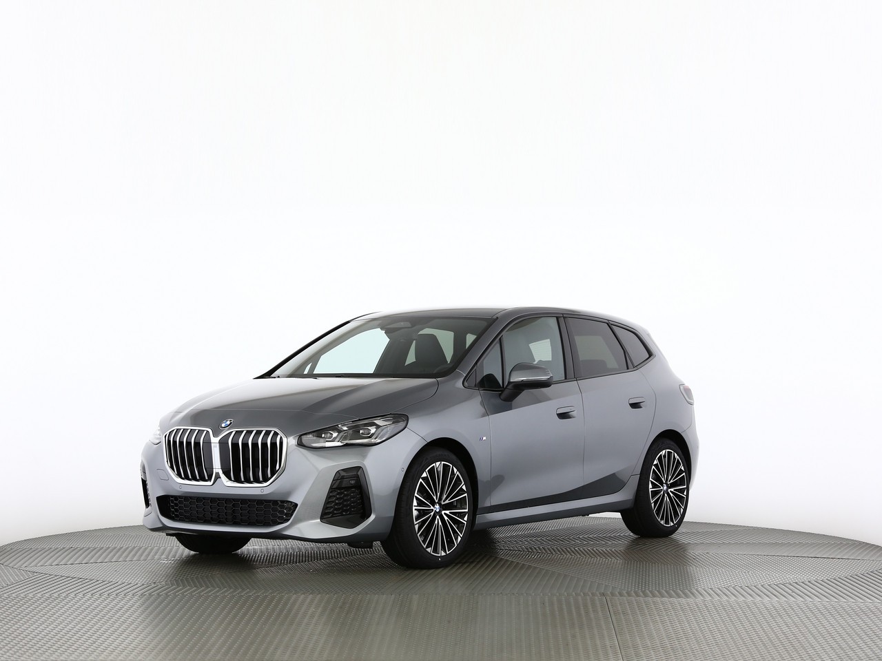 BMW 220i Active Tourer M Sport DKG-showroom-element-1