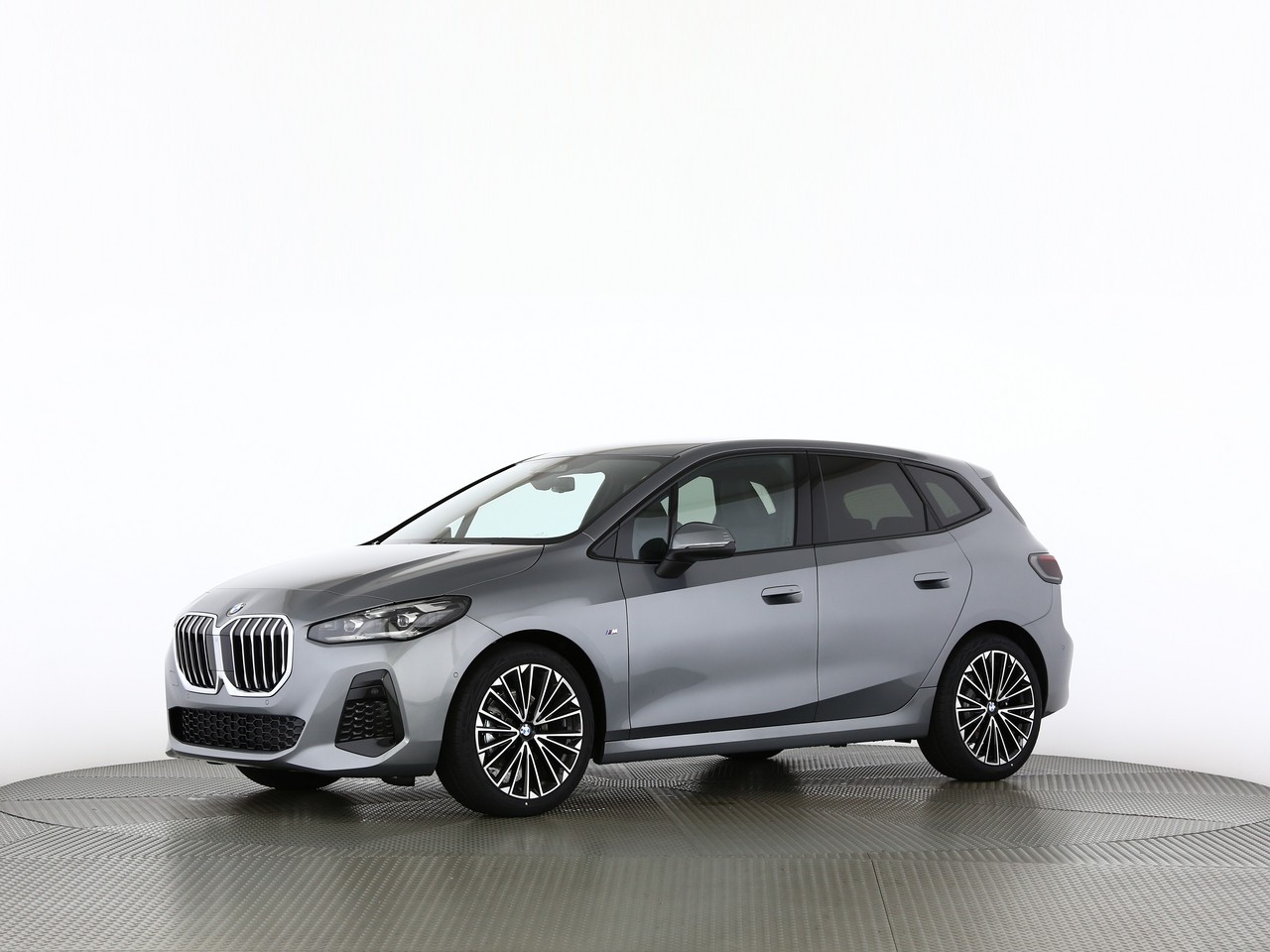 BMW 220i Active Tourer M Sport DKG-showroom-element-2