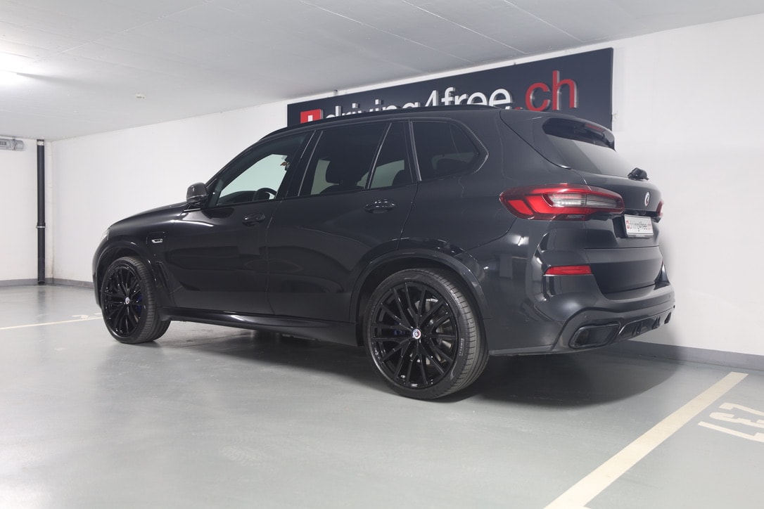 BMW X5 xDrive45e M Sport Steptronic-showroom-element-2