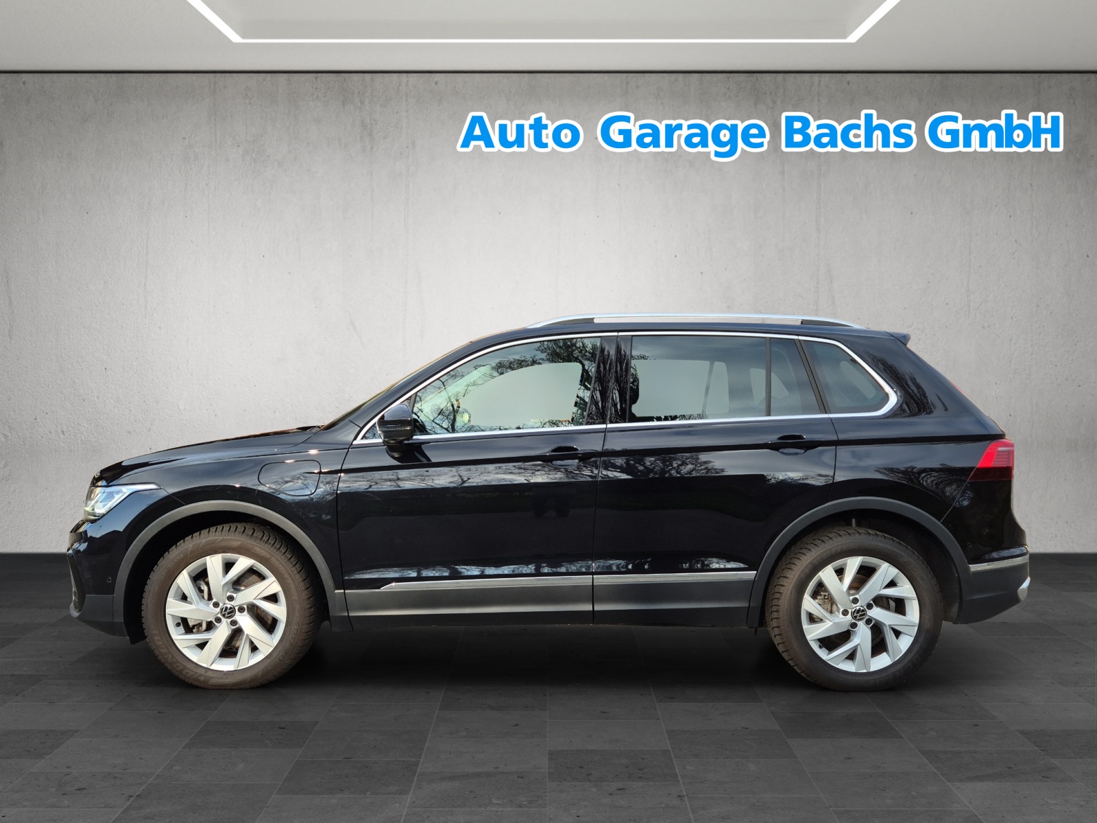 VW Tiguan 1.4TSI PHEV Elegance DSG* Head- Up Display * Anhängerkupplung*360 ° Kamera*-showroom-element-3