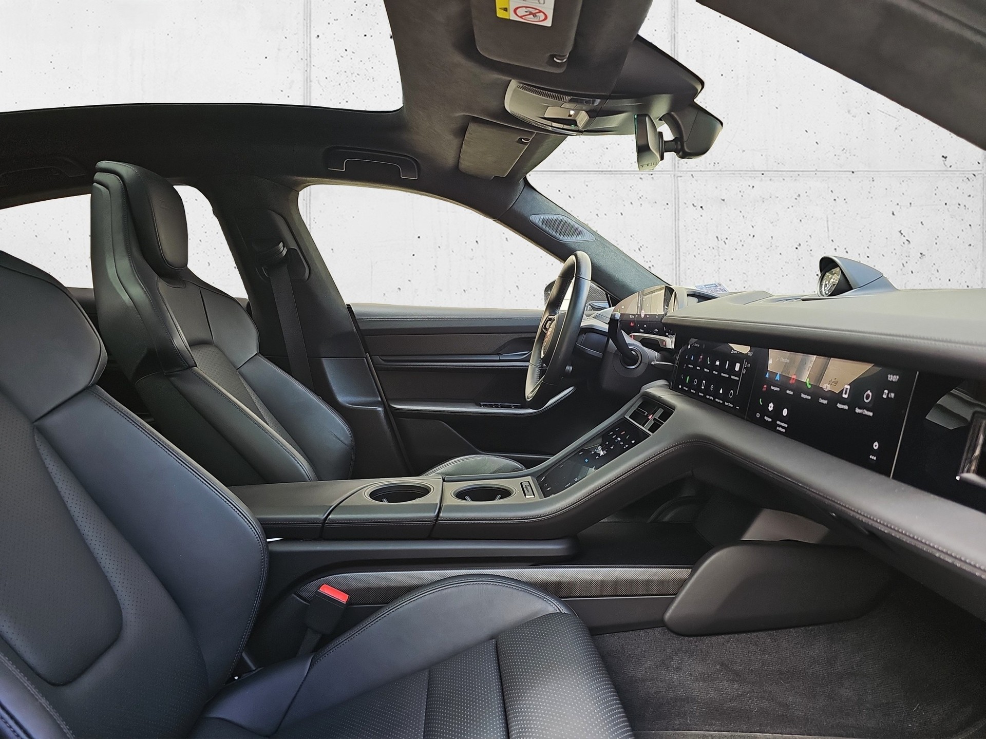 PORSCHE Taycan Turbo-image-21