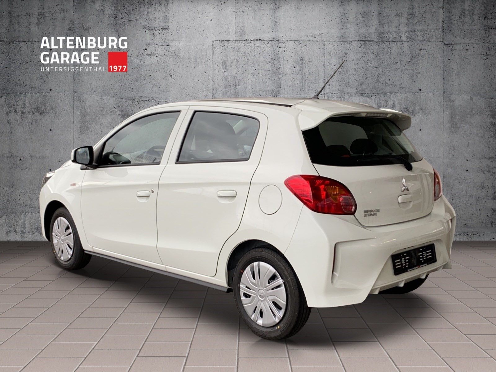 MITSUBISHI Space Star 1.2 MIVEC Inform-showroom-element-2