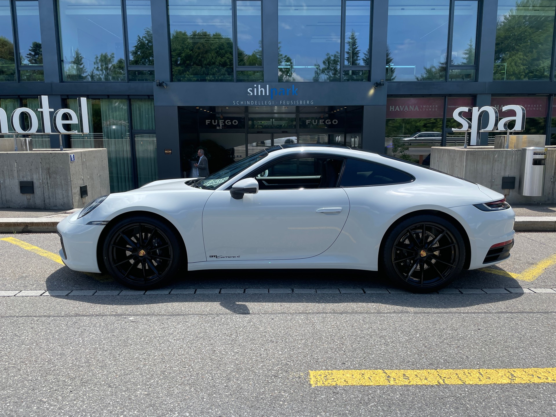 PORSCHE 911 Carrera 4 PDK-showroom-element-1