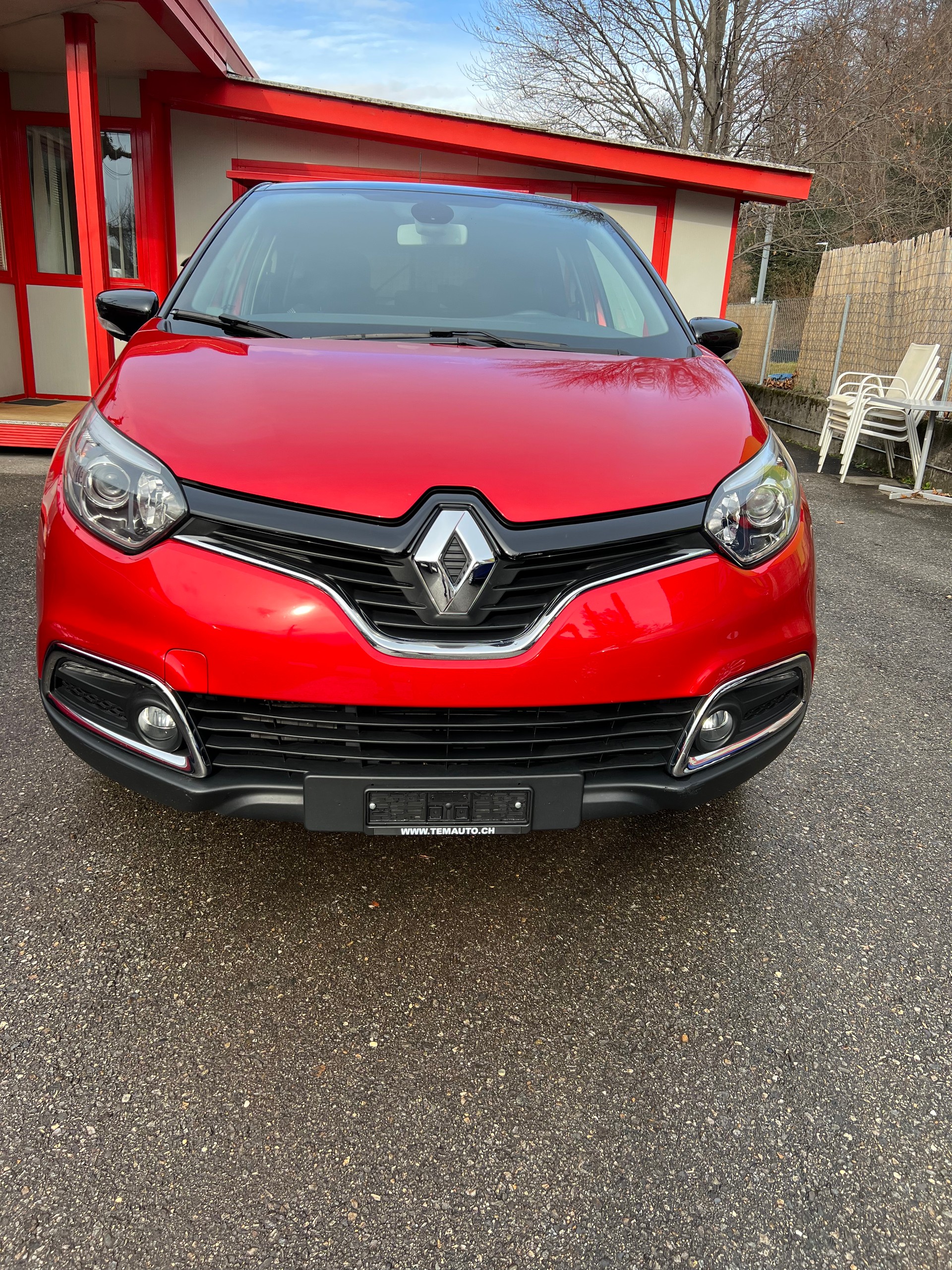 RENAULT Captur 1.2 T 16V Outdoor +
