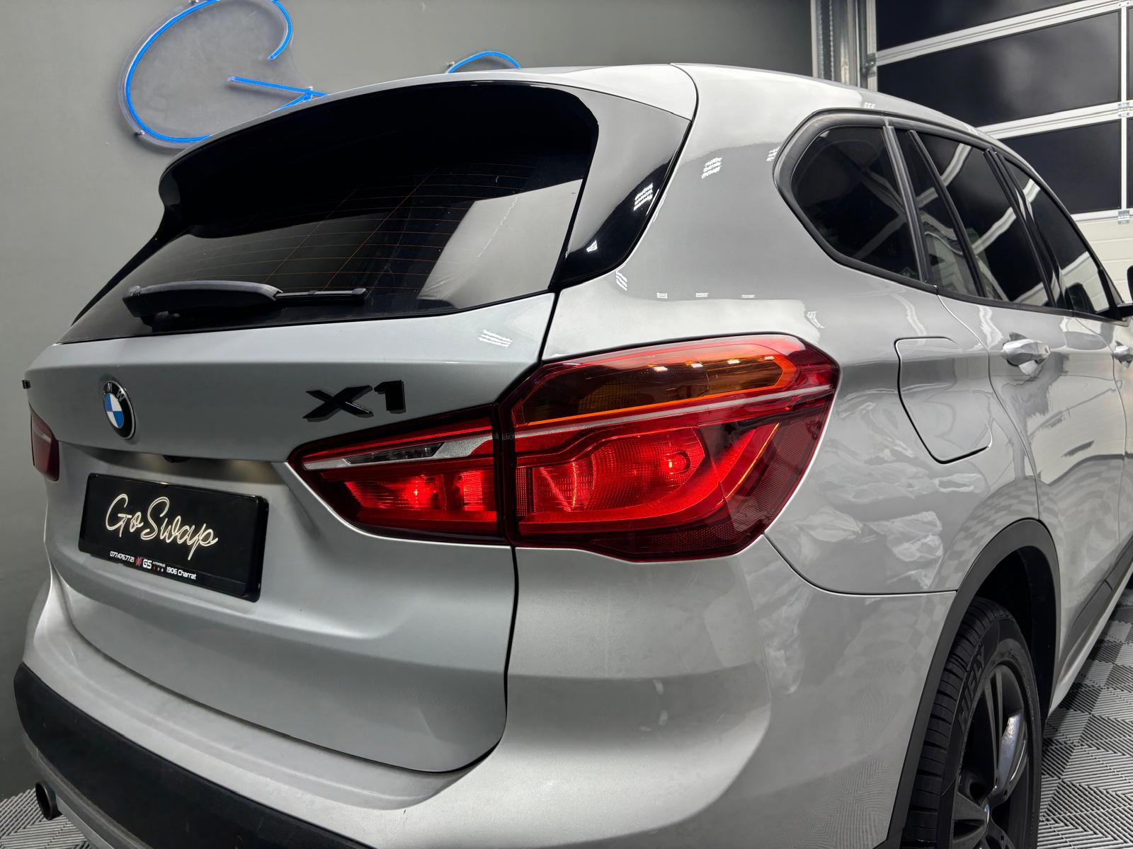 BMW X1 xDrive 20d xLine Steptronic-showroom-element-3