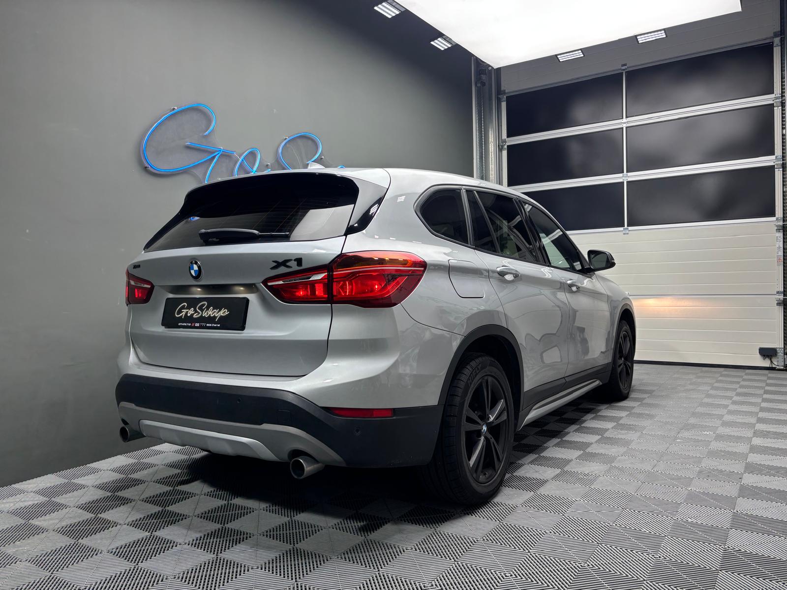 BMW X1 xDrive 20d xLine Steptronic-showroom-element-2
