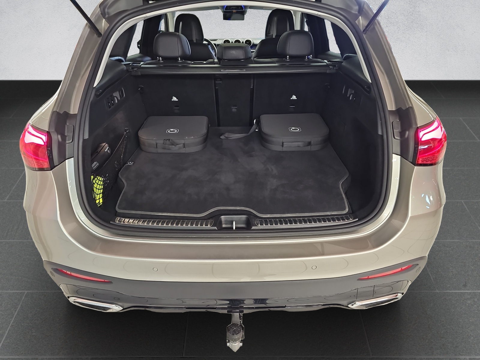 MERCEDES-BENZ GLC 400 e 4Matic 9G-Tronic-image-5