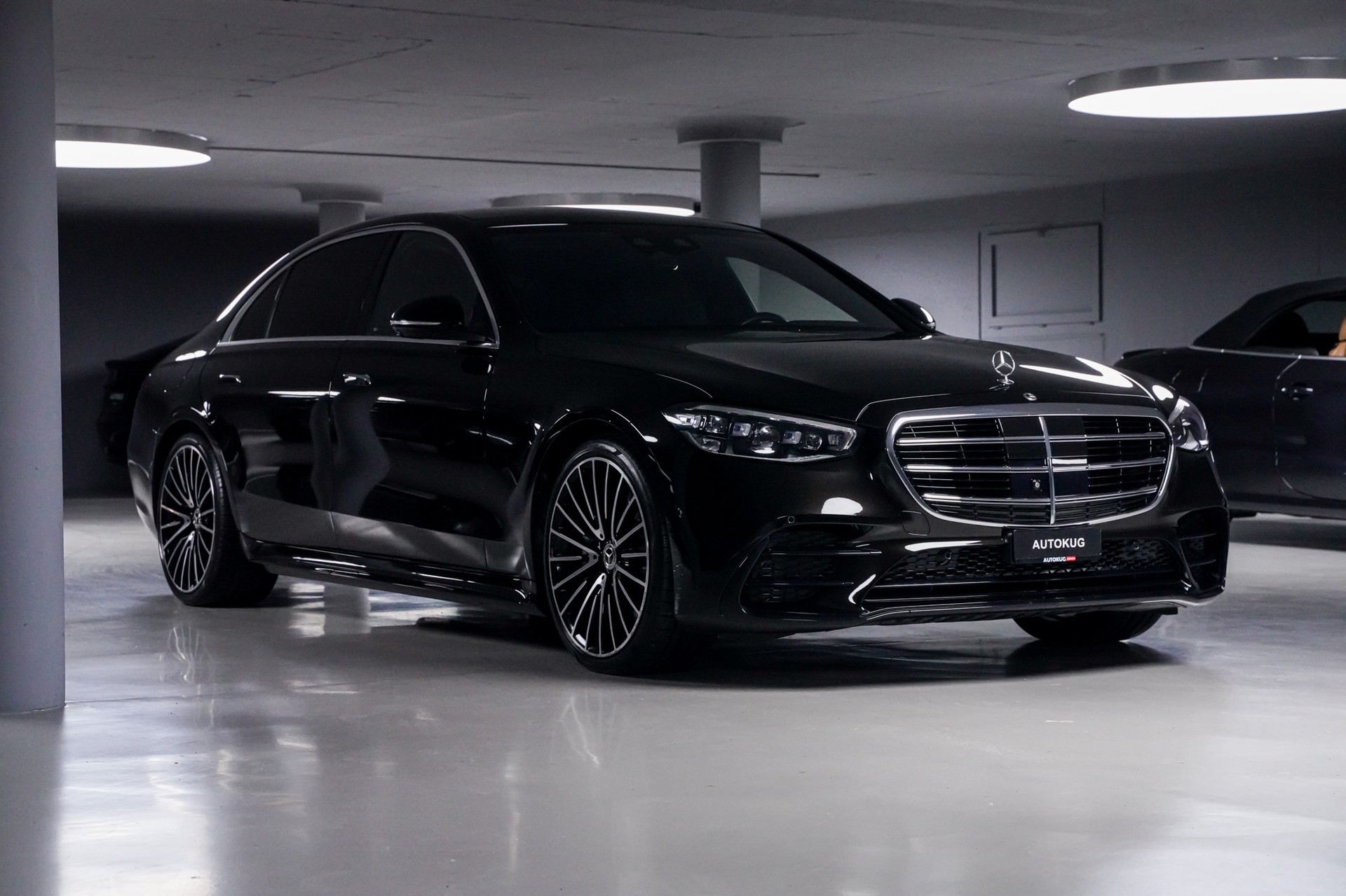 MERCEDES-BENZ S 400 d L AMG Line 9G-Tronic-showroom-element-2