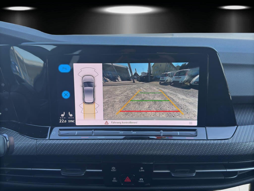 VW Golf VIII 2.0 TSI R-Line DSG 4motion-image-10