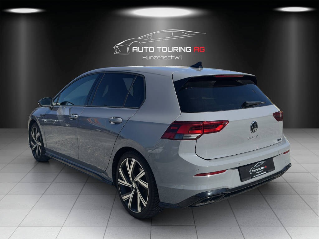 VW Golf VIII 2.0 TSI R-Line DSG 4motion-image-4