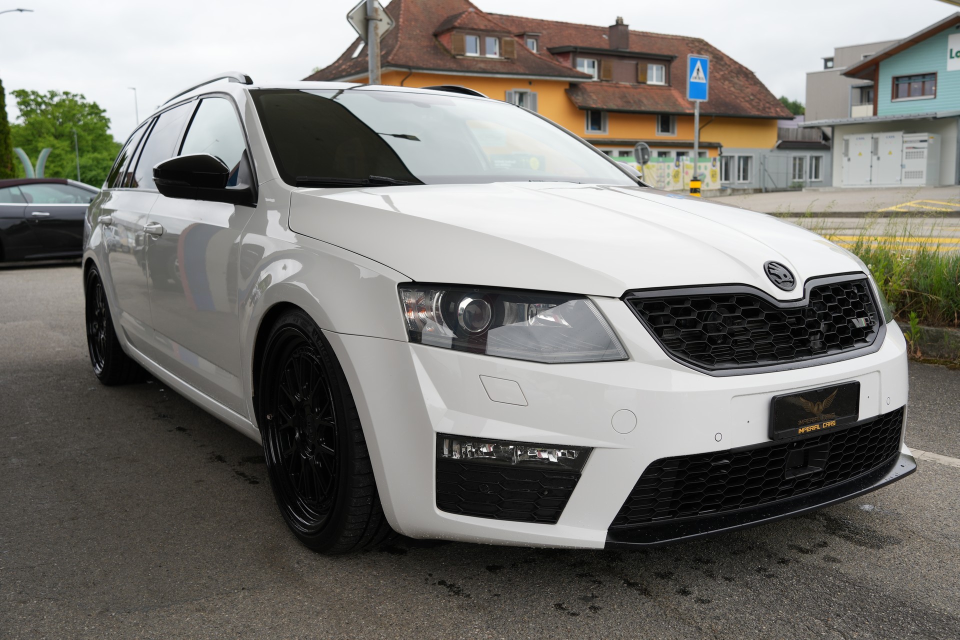 SKODA Octavia Combi 2.0 TSI RS DSG-image-5