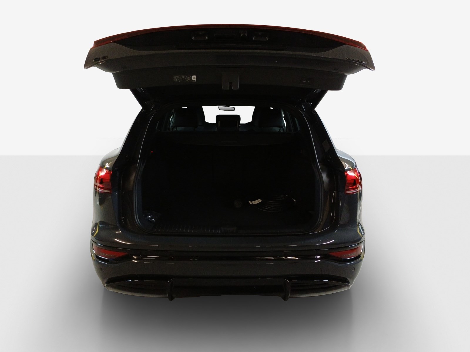 AUDI Q6 e-tron quattro-image-12