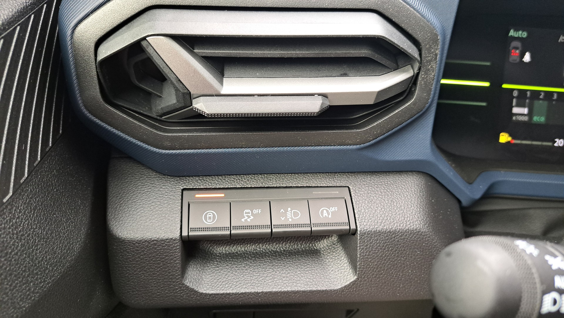 DACIA Duster TCe 130 48V Expression 4x4-image-22