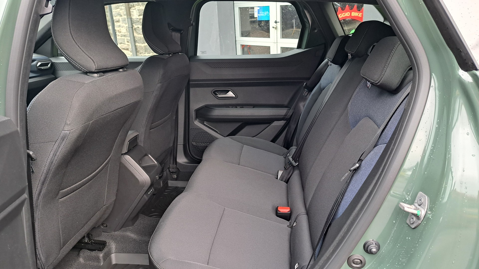 DACIA Duster TCe 130 48V Expression 4x4-image-17