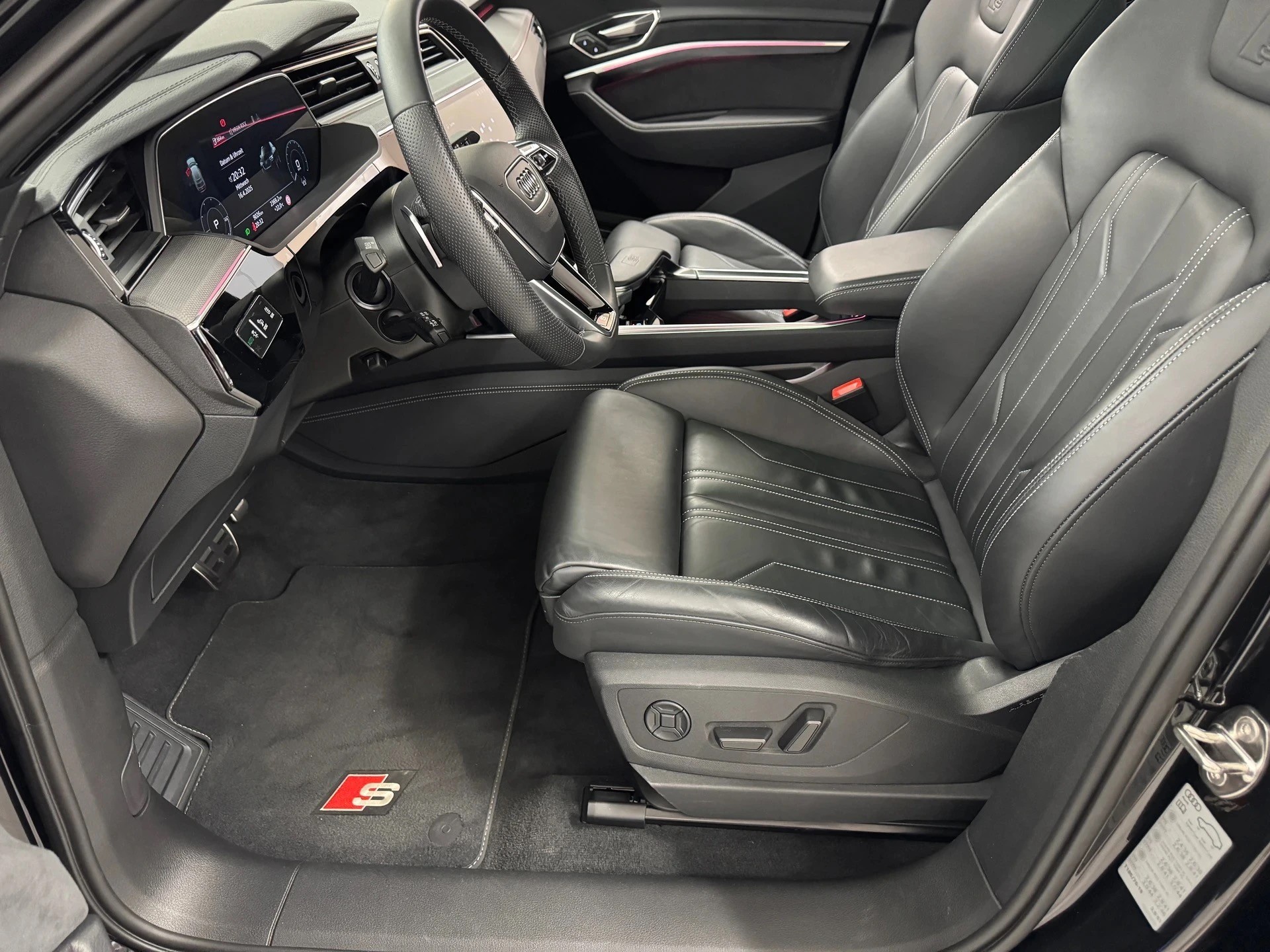 AUDI SQ8 Sportback e-tron quattro *503PS* ((Model 2024)) *Np.140`390.-* CH Auslieferung-image-11