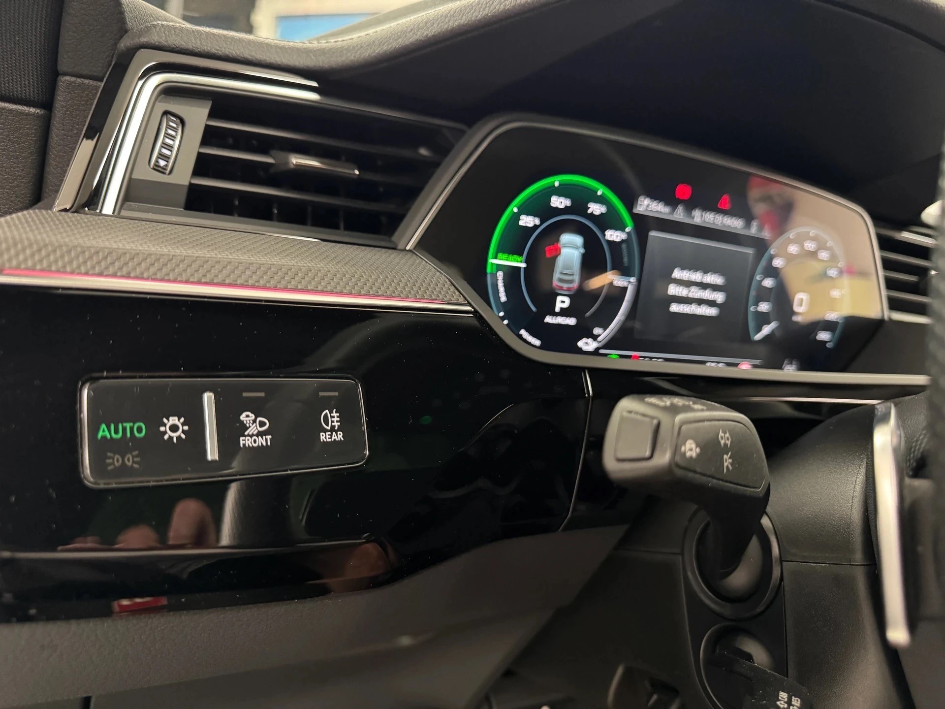AUDI SQ8 Sportback e-tron quattro *503PS* ((Model 2024)) *Np.140`390.-* CH Auslieferung-image-15