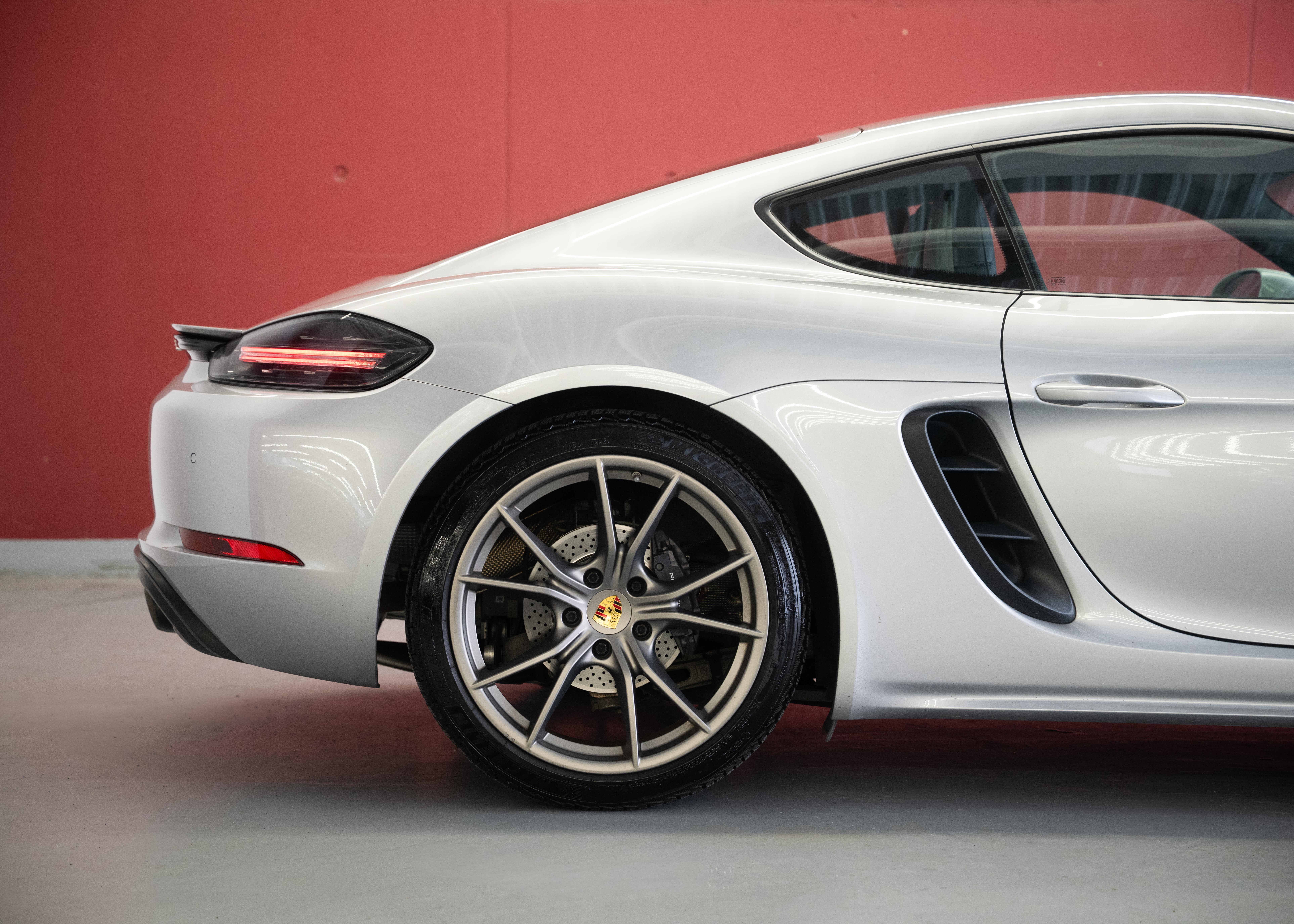 Image PORSCHE 718-BOXSTER-CAYMAN 718 Cayman 2.0 PDK (German car, fantastic condition, Porsche Approved warranty)