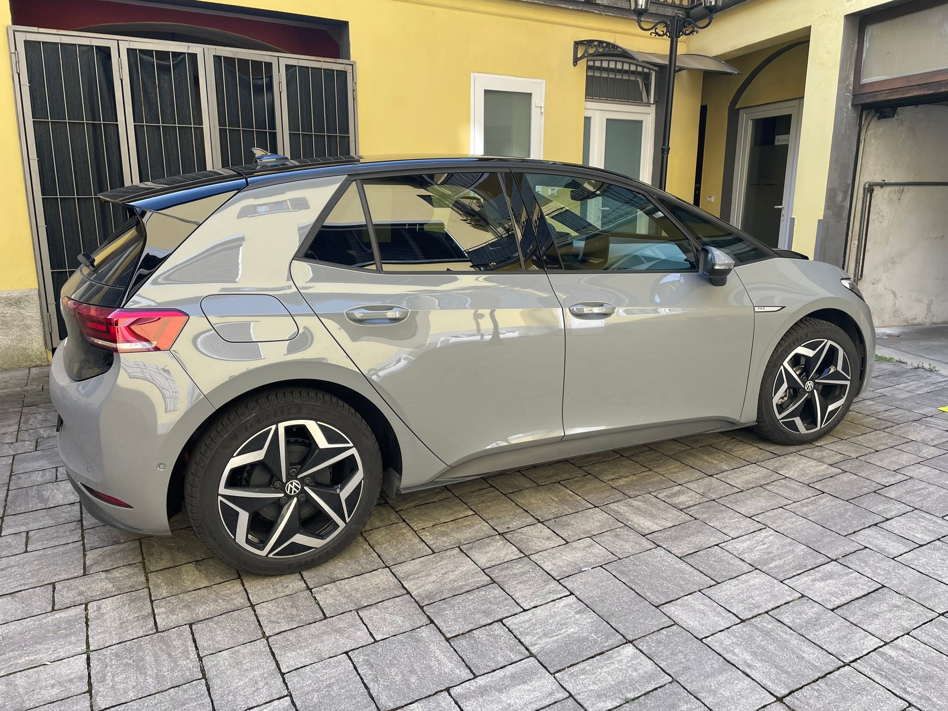 VW PRO 150 KW-image-0