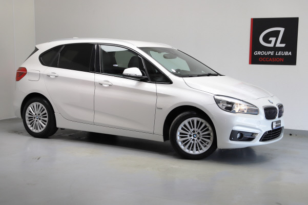 Photo BMW 220-ACTIVE-TOURER 220d xDrive ActiveTLuxury