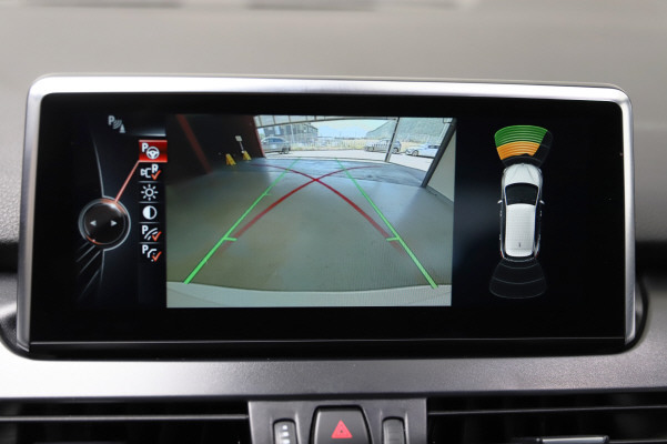 Image BMW 220-ACTIVE-TOURER 220d xDrive ActiveTLuxury