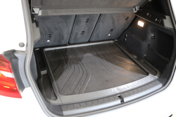 Image BMW 220-ACTIVE-TOURER 220d xDrive ActiveTLuxury