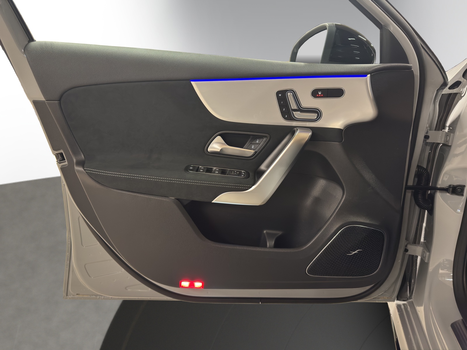 Image MERCEDES-BENZ A-200 A 200 7G-DCT