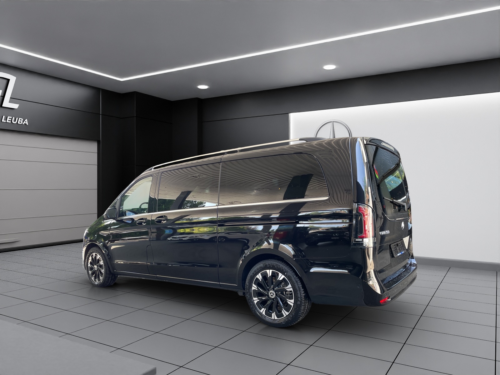 Image MERCEDES-BENZ EQV-250 EQV 250 Standard 3430mm E