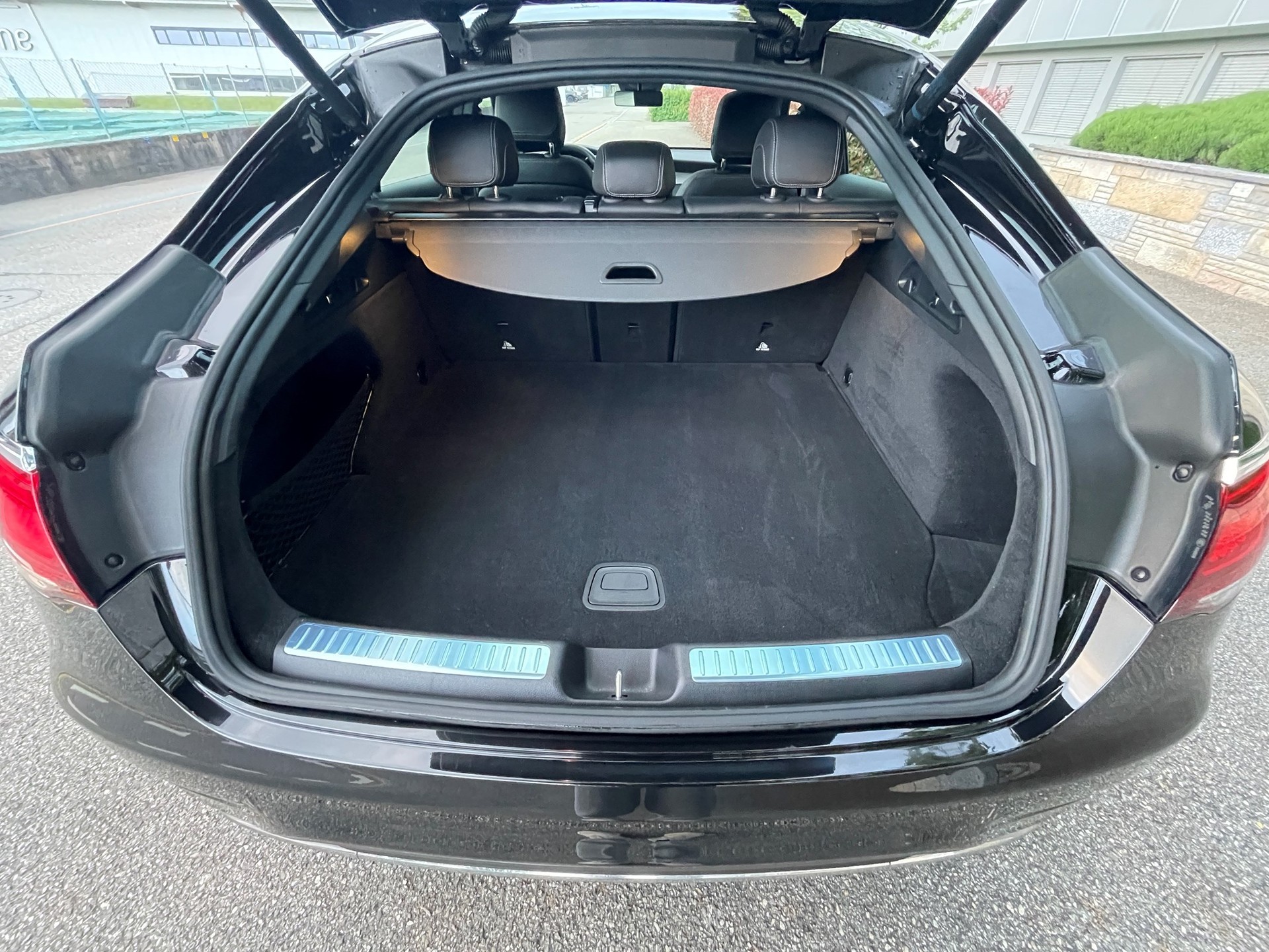 MERCEDES-BENZ GLC Coupé 400 d AMG Line 4Matic 9G-Tronic-image-9