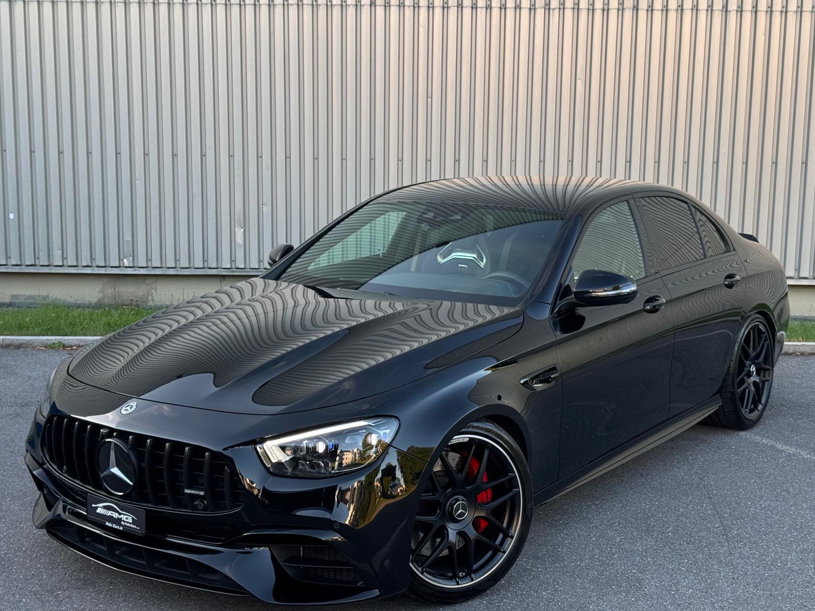 MERCEDES-BENZ AMG E 63 S 4Matic+ Limited All Black Performance Speedshift 9G-TCT-showroom-element-1