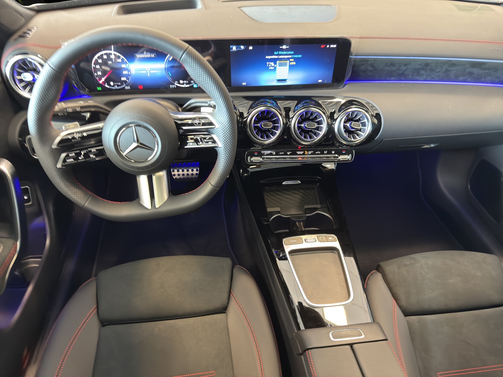 Image MERCEDES-BENZ CLA-250 CLA Shooting Brake 250+ 85 kWh EQ