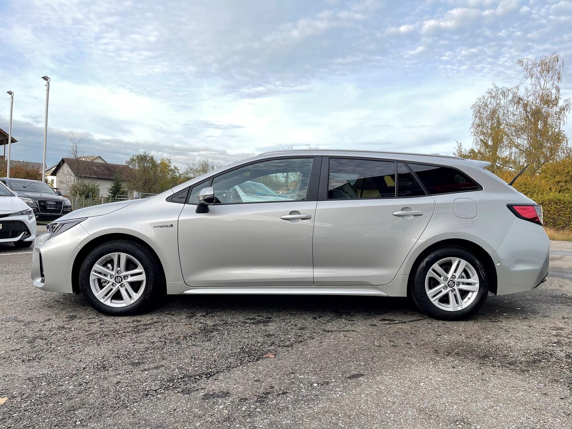 SUZUKI Swace 1.8 Hybrid Compact Top-image-7