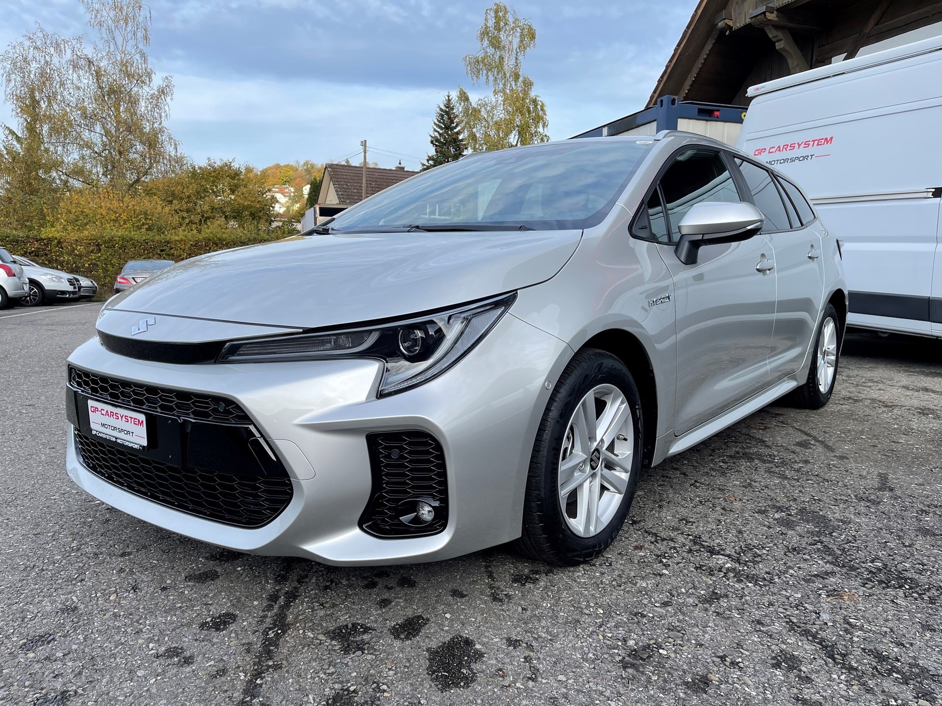 SUZUKI Swace 1.8 Hybrid Compact Top-image-3